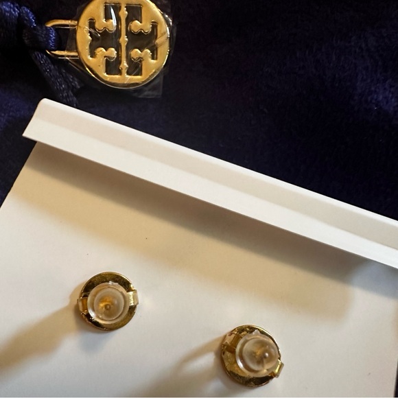 New Authentic TORY BURCH ‘ROXANNE’ EARRINGS with Tory Burch Earring Card - Picture 2 of 7